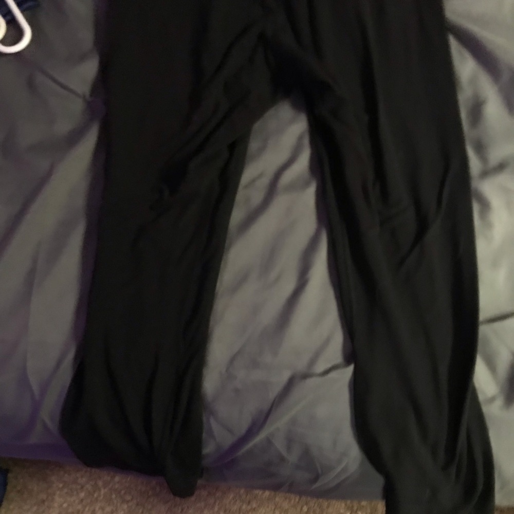 So soft and cozy black lulu lemon leggings size 6